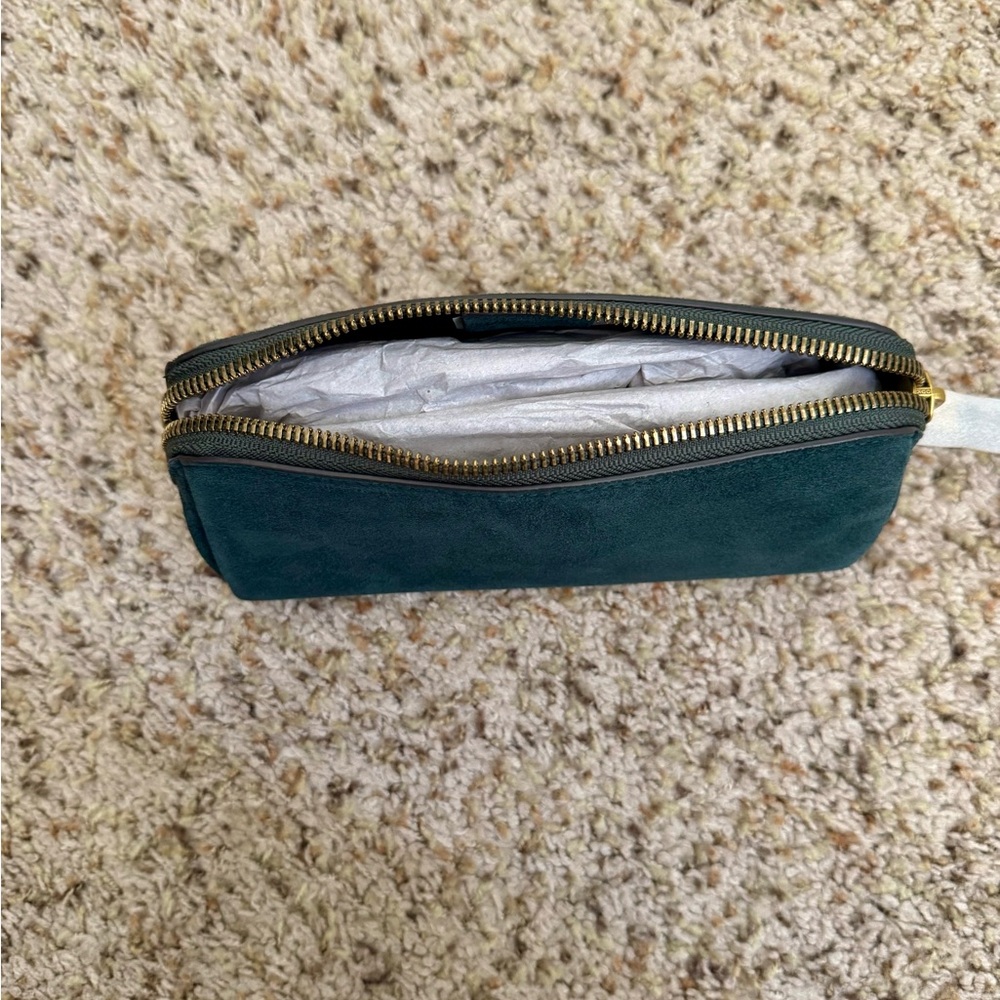 Suede Makeup Pouch - Madewell - Picture 4 of 6